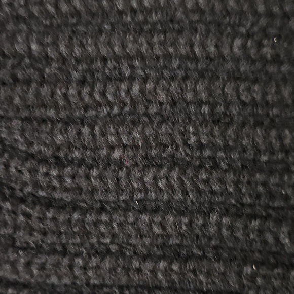 3 UGG Knit Beanie Trio - Navy, Black, Cream - Picture 11 of 14